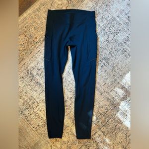 Lululemon Speed Up Mid Rise Tight 28”